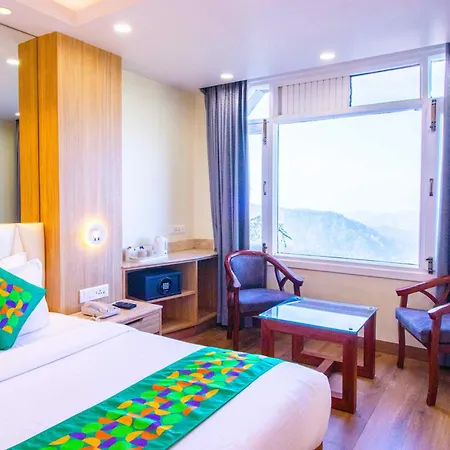 Treebo Varuna With Mountain View Shimla Exterior photo